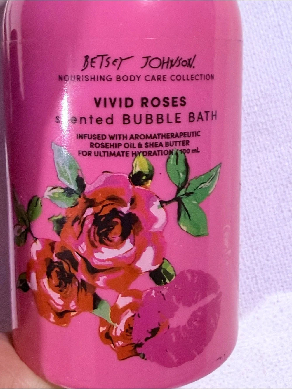 Betsey Johnson Vivid Roses Scented Hand Lotion & Bubble Bath- Black & Pink